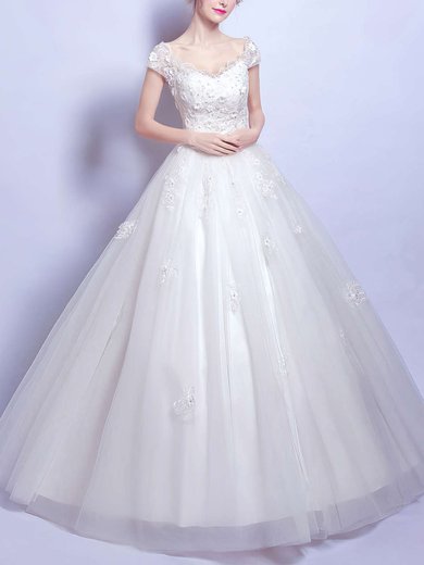 Perfect Ball Gown V-neck Tulle Appliques Lace Floor-length Short Sleeve Wedding Dresses #UKM00022884