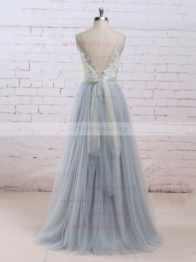 Princess V-neck Tulle Floor-length Appliques Lace Prom Dresses #UKM020104853