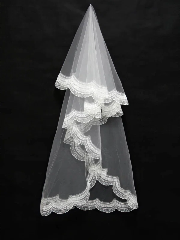 One-tier White/Ivory Waltz Bridal Veils with Lace #UKM03010103