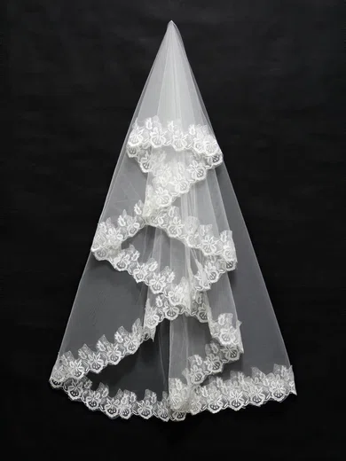 One-tier Ivory/Red Elbow Bridal Veils with Applique #UKM03010114