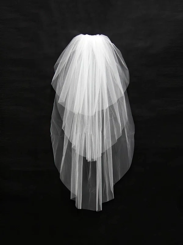 Three-tier White/Ivory Waltz Bridal Veils #UKM03010124