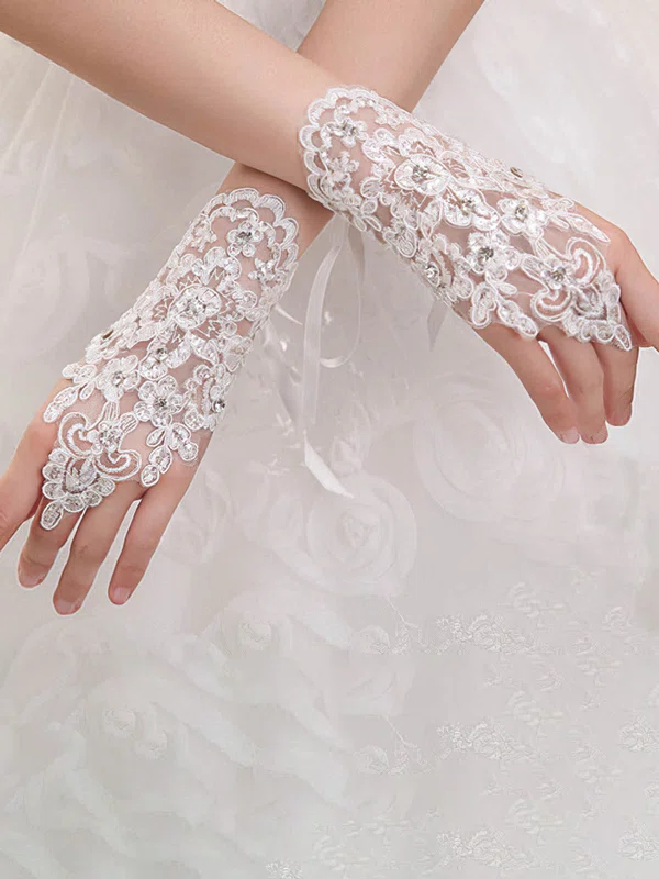 Ivory Lace Wrist Length Gloves with Beading #UKM03120028