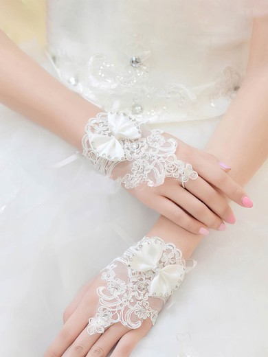 Ivory Lace Wrist Length Gloves with Bow/Beading #UKM03120044