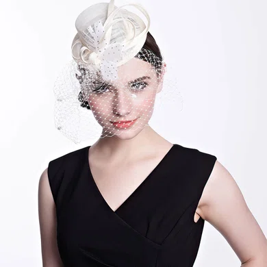 White Net Yarn Fascinators #UKM03100015
