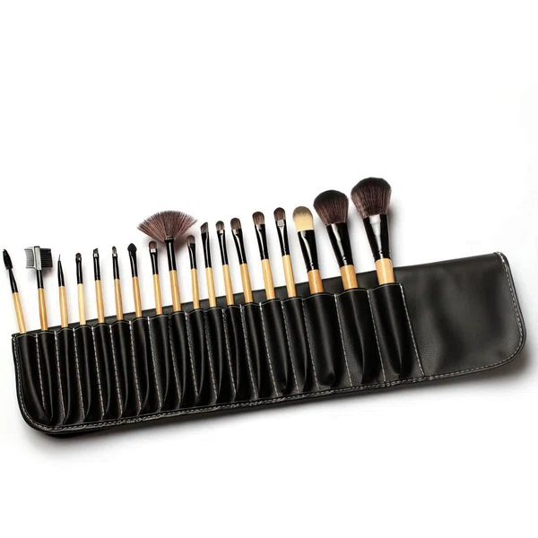 Nylon Professional Makeup Brush Set in 18Pcs #UKM03150039