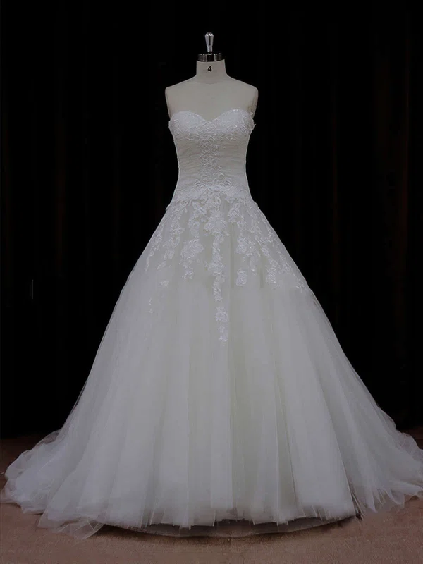 Ball Gown Sweetheart Tulle Court Train Wedding Dresses With Appliques Lace #UKM00021835