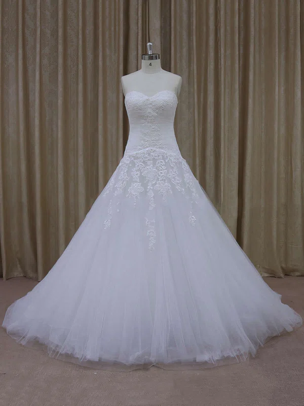Ball Gown Sweetheart Tulle Court Train Wedding Dresses With Appliques Lace #UKM00021844