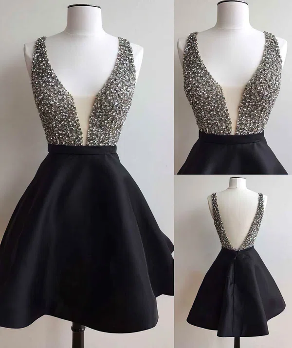 Sexy A-line V-neck Satin Tulle Short/Mini Crystal Detailing Black Short Prom Dresses #UKM020102517