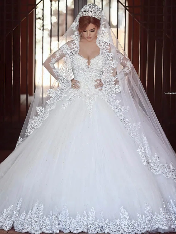 Ball Gown V-neck Tulle Chapel Train Wedding Dresses With Appliques Lace #UKM00022710