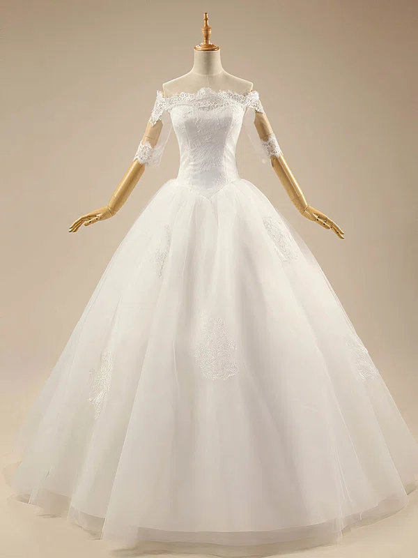Ball Gown Off-the-shoulder Tulle Floor-length Wedding Dresses With Appliques Lace #UKM00022278