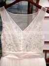 Scoop Neck White Tulle Appliques Lace Floor-length Exclusive Wedding Dresses #UKM00020518