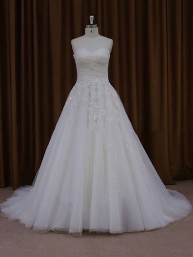 Sweetheart Appliques Lace Ivory Tulle Court Train Fashion Wedding Dresses #UKM00021829