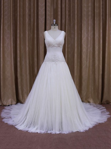 Ivory Tulle Chapel Train Appliques Lace V-neck Discount Wedding Dress #UKM00021831