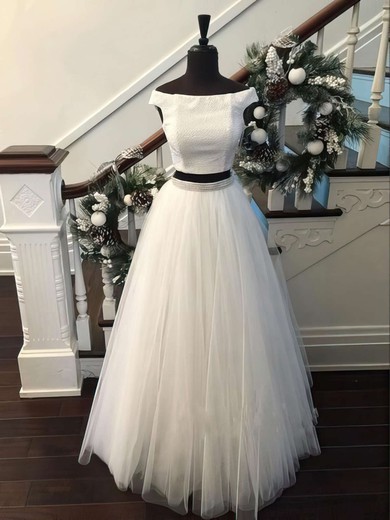 Princess Off-the-shoulder Tulle Floor-length Pearl Detailing Prom Dresses #UKM020103306