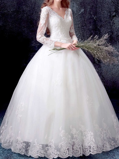 Ball Gown/Princess V-neck Tulle Floor-length Wedding Dresses With Appliques Lace #UKM00022871