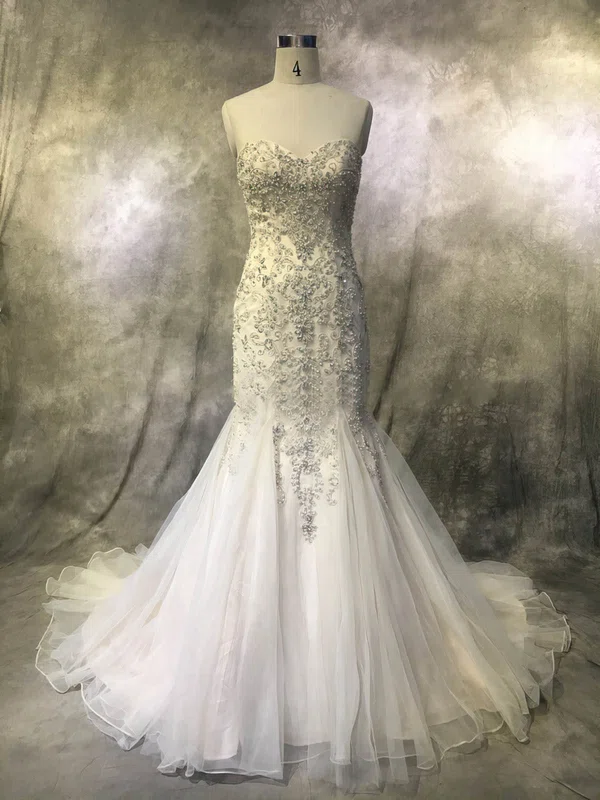 Trumpet/Mermaid Sweetheart Tulle Court Train Wedding Dresses With Appliques Lace #UKM00022922