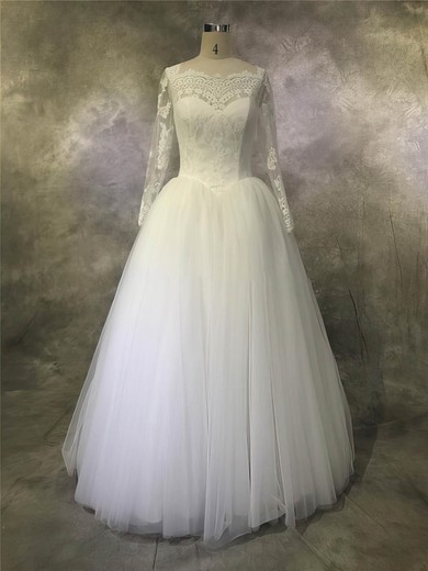 Tulle Scalloped Neck Ball Gown Floor-length with Appliques Lace Wedding Dresses #UKM00022932