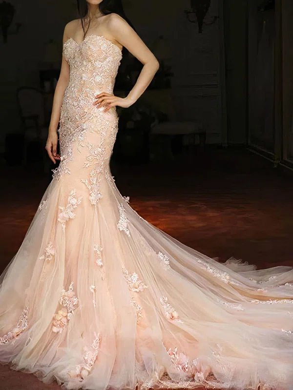 Trumpet/Mermaid Sweetheart Tulle Court Train Wedding Dresses With Appliques Lace #UKM00022981