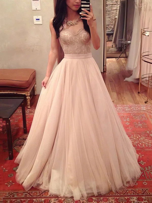 Ball Gown Sweetheart Tulle Floor-length Appliques Lace Prom Dresses #UKM020104360