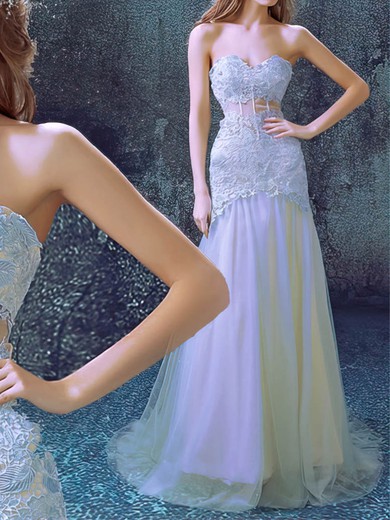 Trumpet/Mermaid Sweetheart Tulle Sweep Train Wedding Dresses With Appliques Lace #UKM00023012