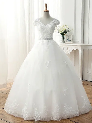Ball Gown/Princess V-neck Tulle Floor-length Wedding Dresses With Beading #UKM00023077