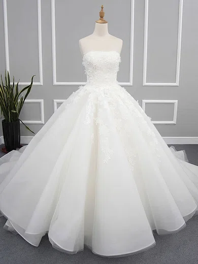 Ball Gown/Princess Straight Organza Chapel Train Wedding Dresses With Appliques Lace #UKM00023078