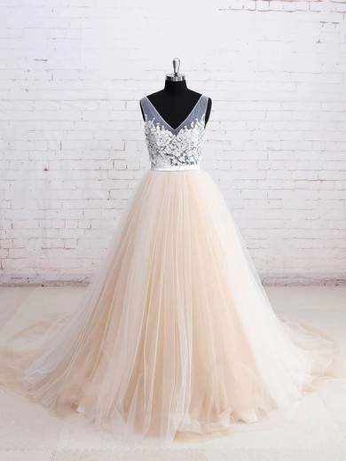 Ball Gown V-neck Tulle Court Train Wedding Dresses With Appliques Lace #UKM00023114