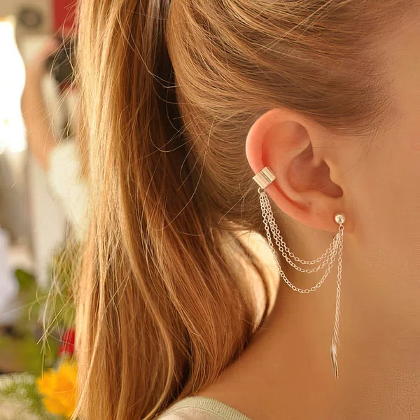 Ladies' Alloy Silver Pierced Earrings #UKM03080155