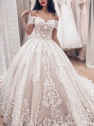 Ball Gown Off-the-shoulder Tulle Court Train Wedding Dresses With Appliques Lace #UKM00023504