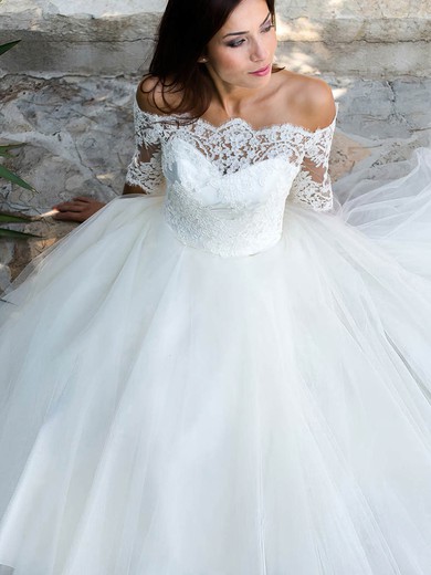 Ball Gown Off-the-shoulder Tulle Ankle-length Wedding Dresses With Appliques Lace #UKM00023524