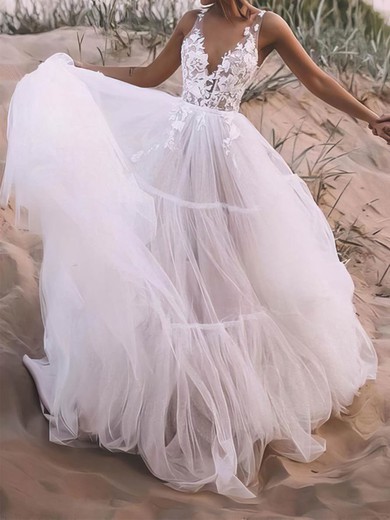 Ball Gown/Princess V-neck Tulle Sweep Train Wedding Dresses With Appliques Lace #UKM00023525