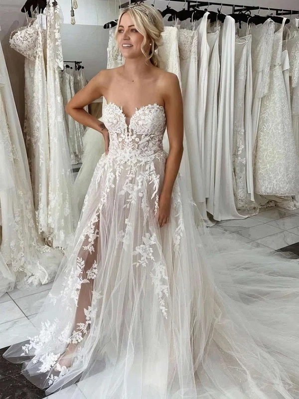 Tulle Sweetheart Princess Court Train Appliques Lace Wedding Dresses #UKM00023700