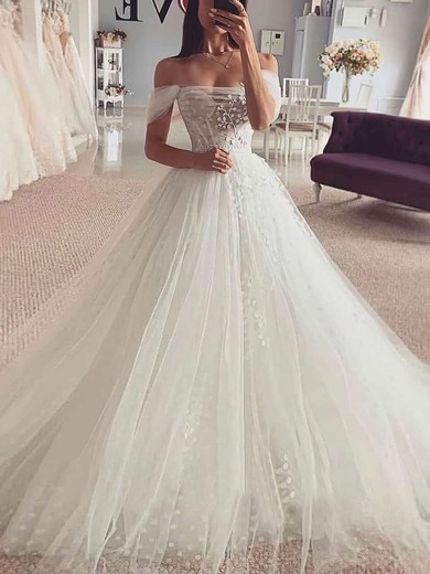 Tulle Off-the-shoulder Ball Gown Court Train Appliques Lace Wedding Dresses #UKM00023840