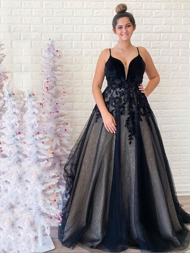 Tulle V-neck Ball Gown Sweep Train Appliques Lace Prom Dresses #UKM020107134