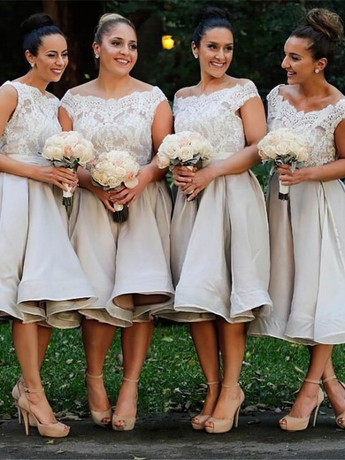 Silk-like Satin Scoop Neck A-line Knee-length Appliques Lace Bridesmaid Dresses #UKM01013869