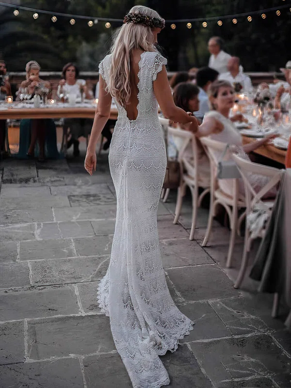 Lace V-neck Trumpet/Mermaid Sweep Train Wedding Dresses #UKM00023921