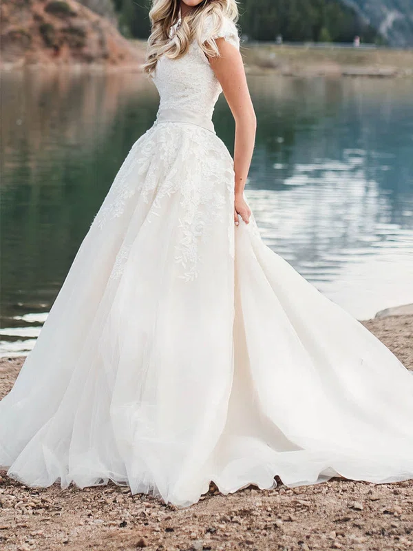 Ball Gown/Princess V-neck Tulle Court Train Wedding Dresses With Beading #UKM00023949