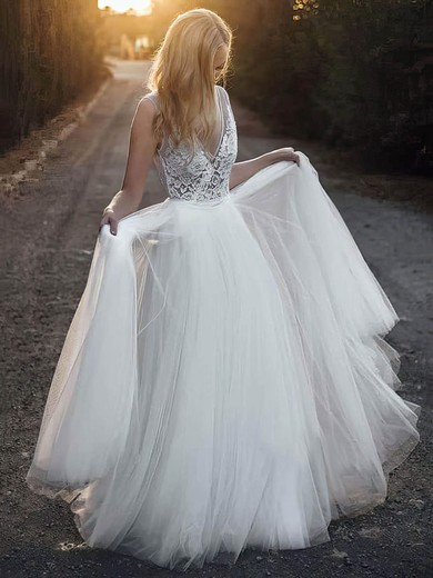 Tulle V-neck A-line Floor-length Appliques Lace Wedding Dresses #UKM00023957