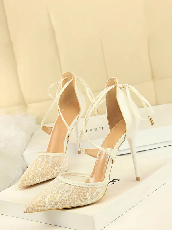 Women's Closed Toe Lace Stitching Lace Spool Heel Wedding Shoes #UKM03031204