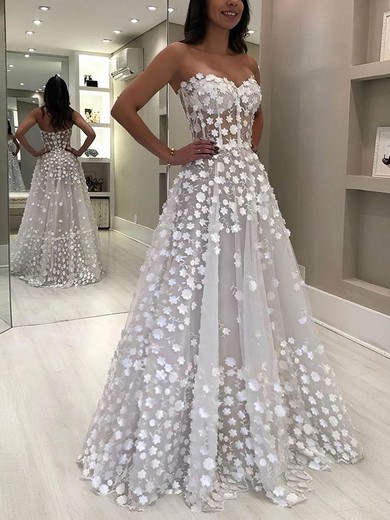 Tulle Strapless A-line Sweep Train Appliques Lace Wedding Dresses #UKM00023983