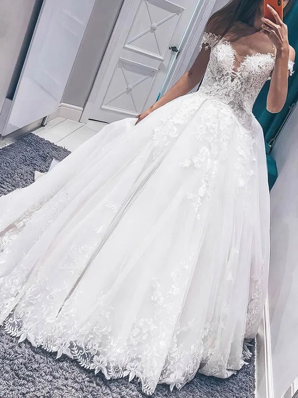 Ball Gown Off-the-shoulder Tulle Sweep Train Wedding Dresses With Beading #UKM00023984