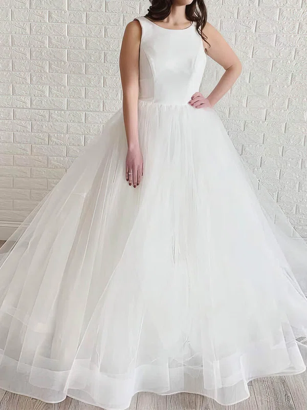 Ball Gown/Princess Scoop Neck Tulle Court Train Wedding Dresses #UKM00023993