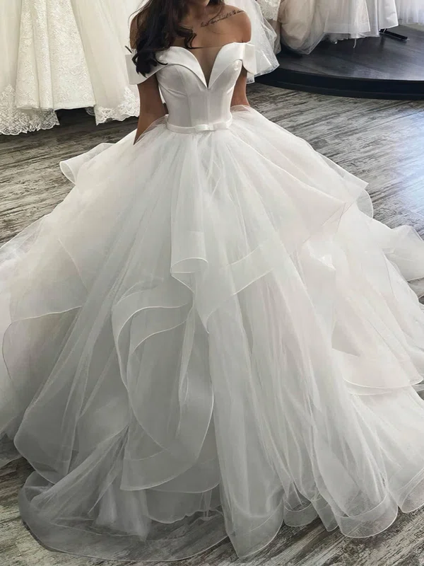 Ball Gown/Princess Off-the-shoulder Tulle Court Train Wedding Dresses With Cascading Ruffles #UKM00024040