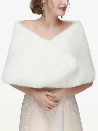 Wrap Faux Fur Sleeveless #UKM03040074