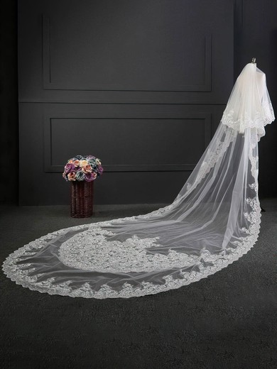 Cathedral Bridal Veils Two-tier Lace Applique Edge Applique Classic #UKM03010189