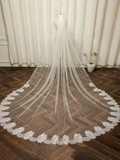 Chapel Bridal Veils One-tier Lace Applique Edge Applique Classic #UKM03010208