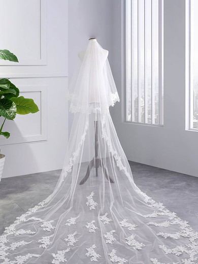 Chapel Bridal Veils Two-tier Lace Applique Edge Applique Classic #UKM03010209