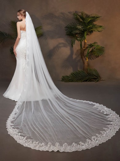 Chapel Bridal Veils One-tier Lace Applique Edge Lace Classic #UKM03010212