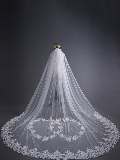Chapel Bridal Veils One-tier Lace Applique Edge Applique Classic #UKM03010247