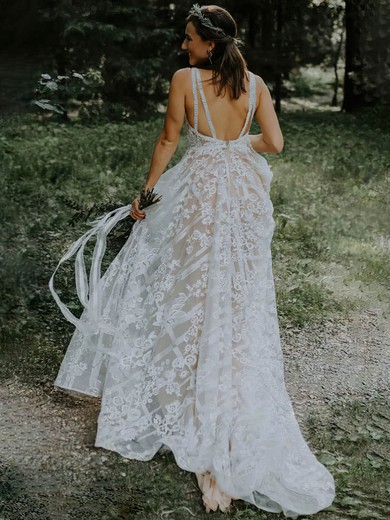 Tulle V-neck A-line Sweep Train Appliques Lace Wedding Dresses #UKM00024054